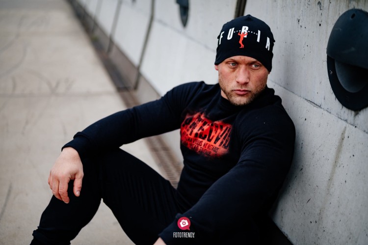 a1b962a853cbf9e1fa160951bef3b895