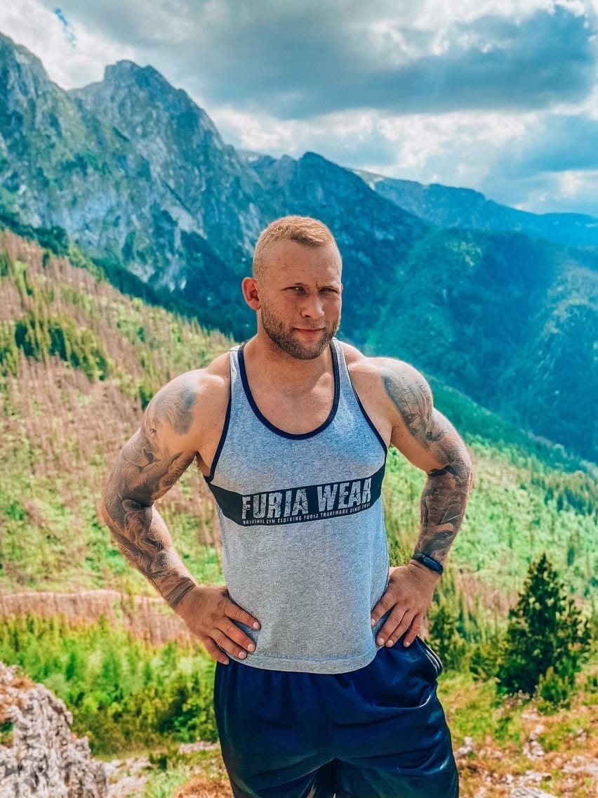 tanktop-meski-furiawear.jpg