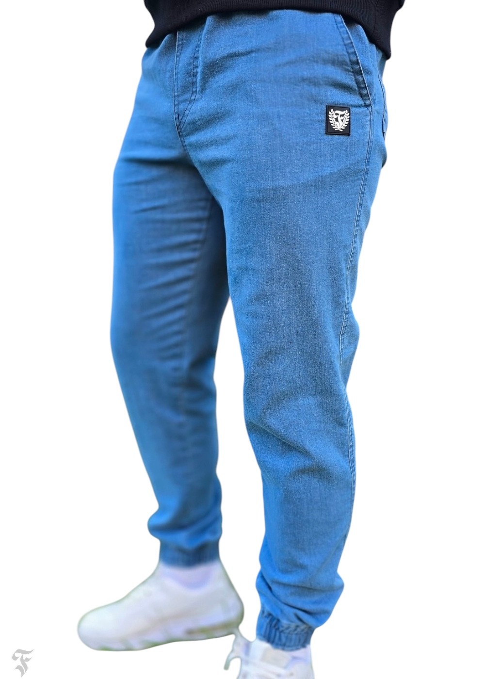 spodnie-joggery-niebieskie-furia-basic