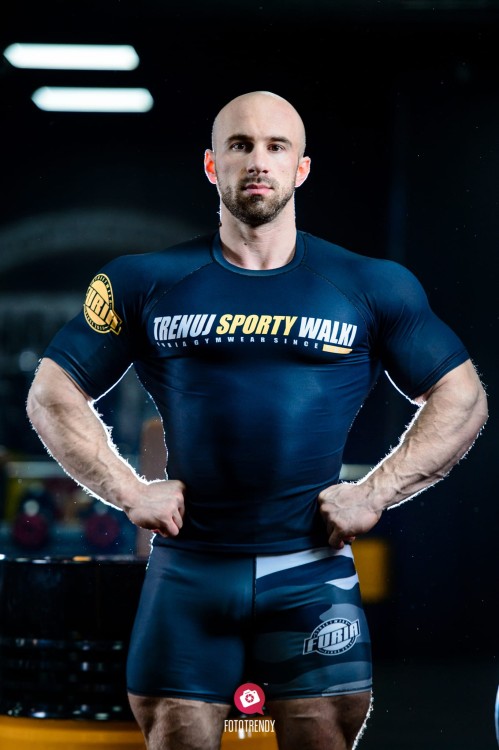 93c63d6ed2ad74b18ea4de7a0bfcc5a0