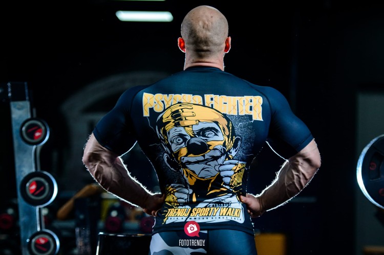 b564873310bf09a86fe01eaf51b98351